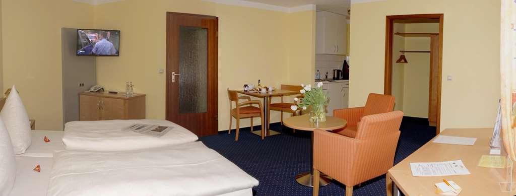 Acora Karlsruhe Zentrum Living The City - Apartments Exterior foto