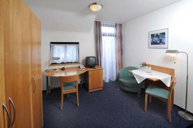 Acora Karlsruhe Zentrum Living The City - Apartments Exterior foto