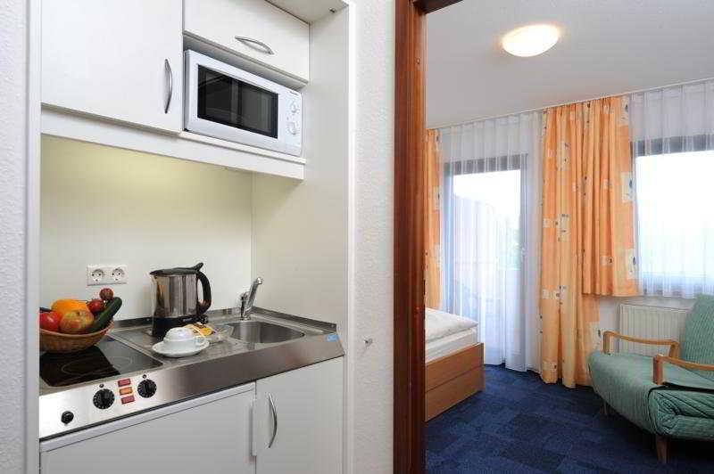 Acora Karlsruhe Zentrum Living The City - Apartments Exterior foto